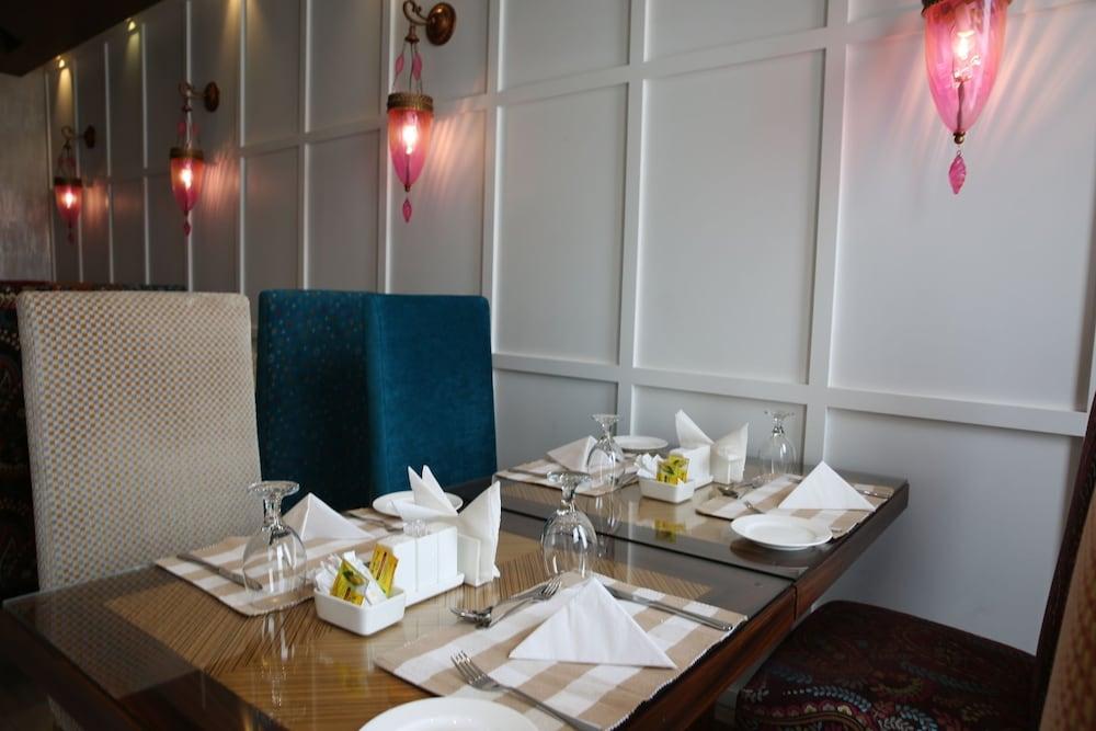 Palm Boutique Hotel Jeddah Ngoại thất bức ảnh