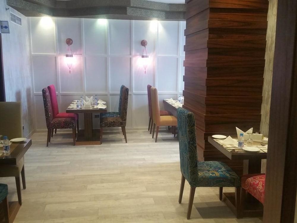 Palm Boutique Hotel Jeddah Ngoại thất bức ảnh
